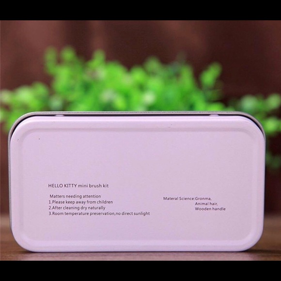 Hello Kitty Mini Brush Kit - Picture 6 of 6